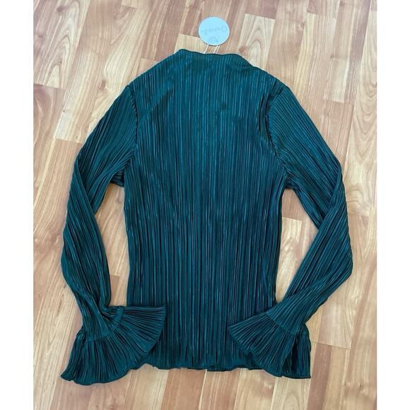 Chenault Green Top - Picture 4 of 4